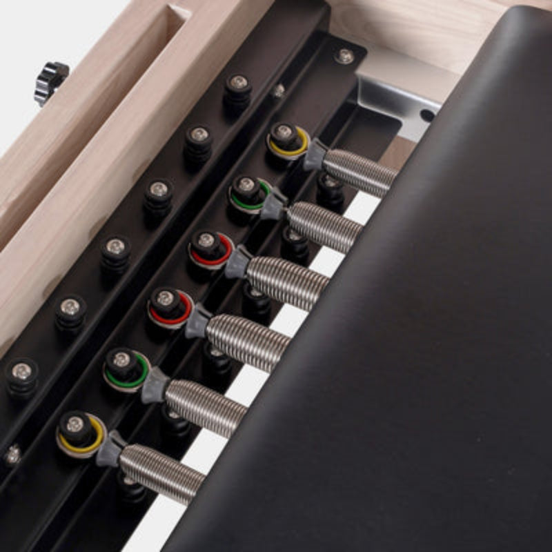 Classic Pilates Reformer